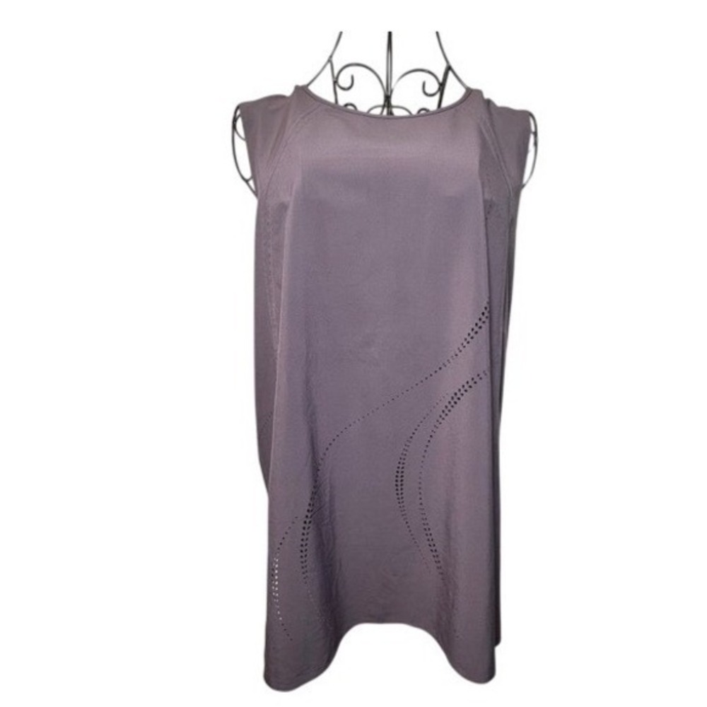 Athleta Refined Zephyr Laser Tank Purple Mauve Sleeveless Top - Medium